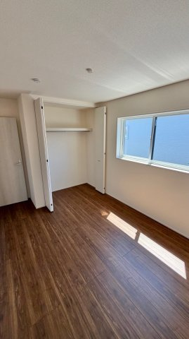 上堂三丁目第２の洋室|寝室にもワークスペースにもぴったりな、ちょうどいい広さです。
