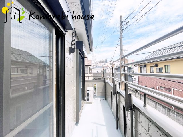 さいたま市北区日進町　中古戸建てのバルコニー|広々としたバルコニーです