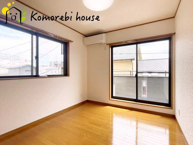 さいたま市北区日進町　中古戸建ての洋室|落ち着いた色調の洋室です