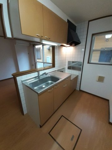 ヒルズ中田のキッチン