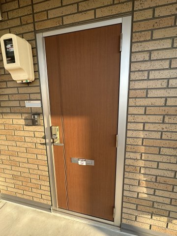 グランモアロイヤルの玄関