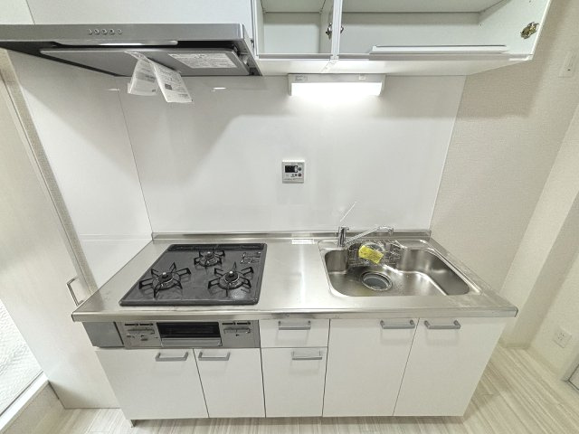 【キッチン】マンションエイト