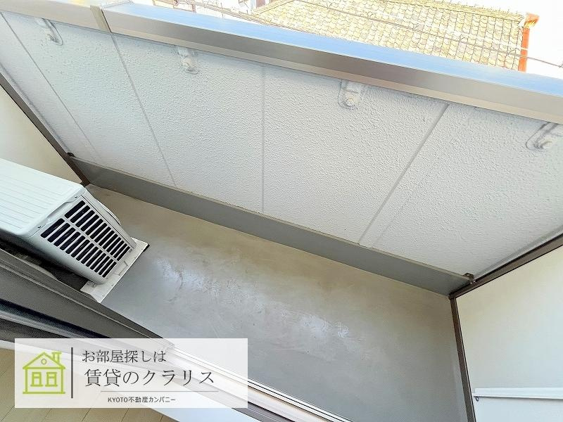 オーシャンズ西向日のバルコニー