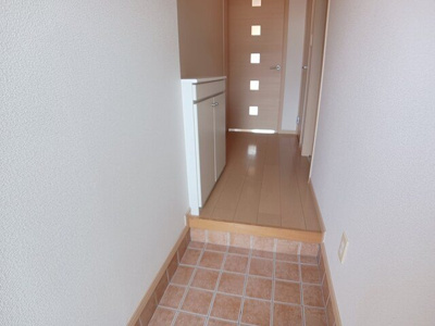 【玄関】 | スモールヴィレッジ | 落ち着いた玄関です