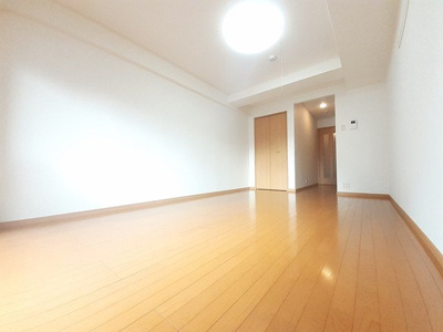 【居間・リビング】 | コンフォート　本町 | 使いやすいリビングです