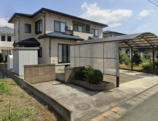 新山町　売り住宅