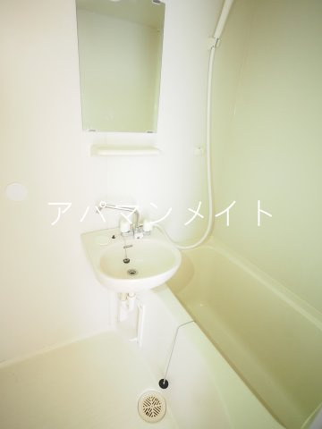 【浴室】 | 貴浩マンション | 日々の暮らしに欠かせないお風呂です