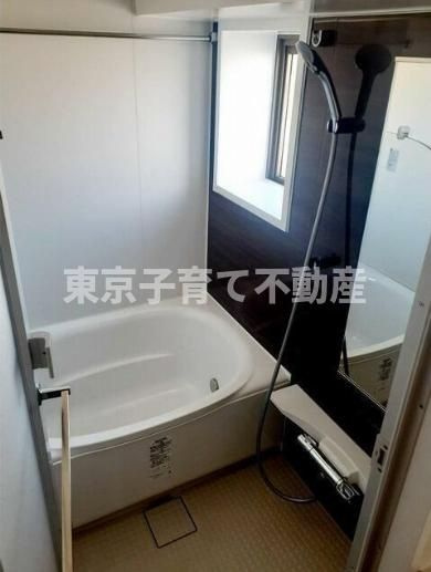 オーパスホームズ白山の浴室