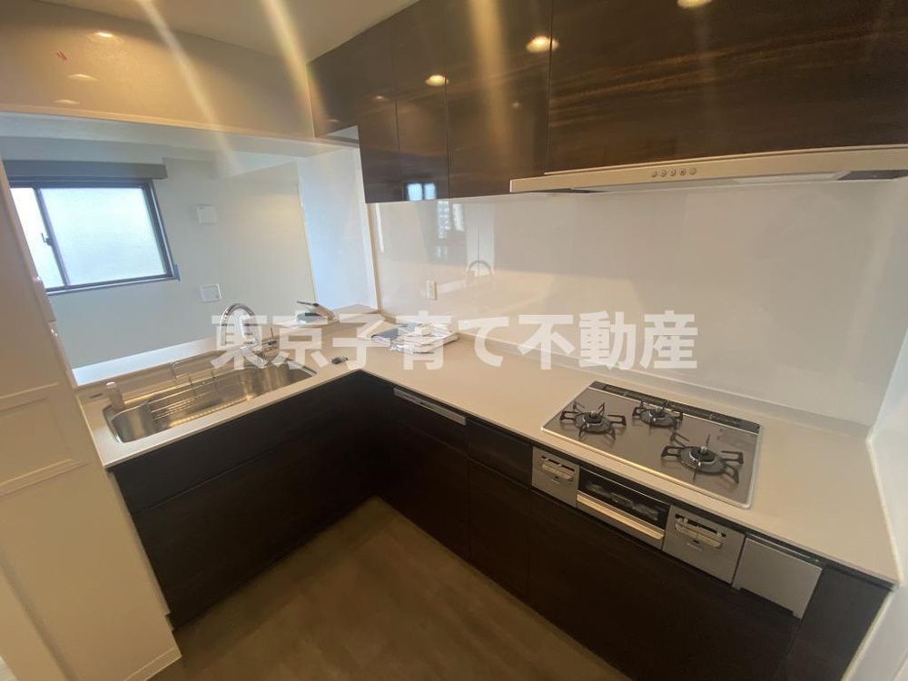 オーパスホームズ白山のキッチン
