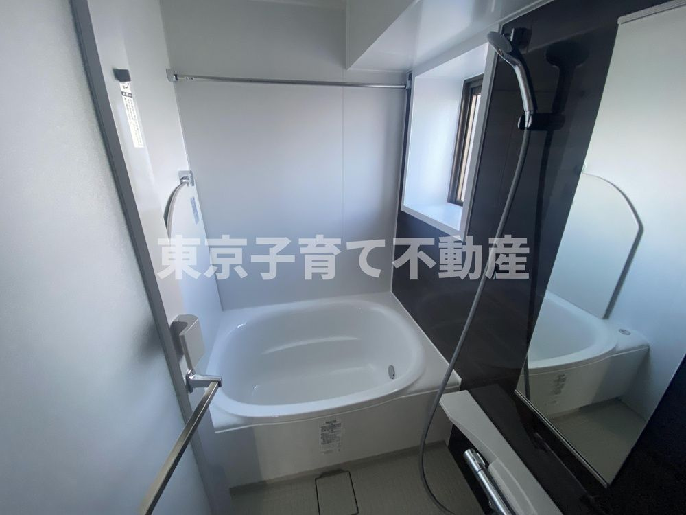 オーパスホームズ白山の浴室