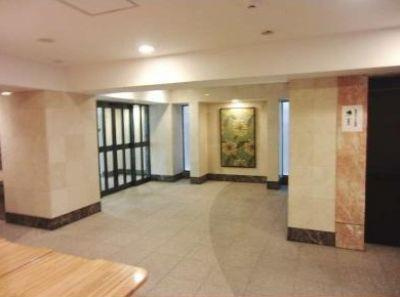 オーパスホームズ白山のロビー