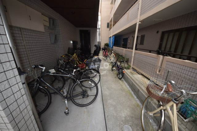 カデンツァのその他共用部分|カデンツァ　駐輪場