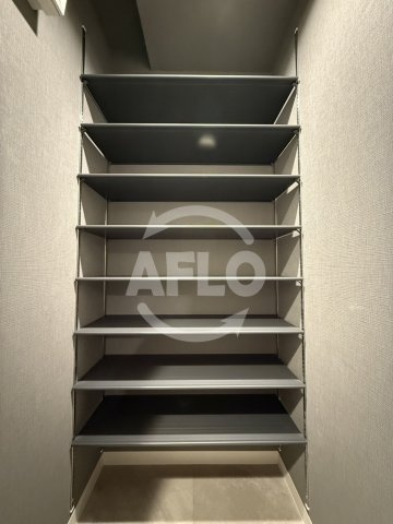 サンエール南堀江　日吉小学校区の収納|サンエール南堀江　靴箱
