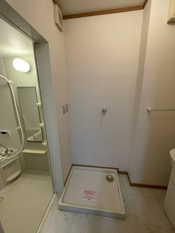 サバーバンハウスIの洗面所