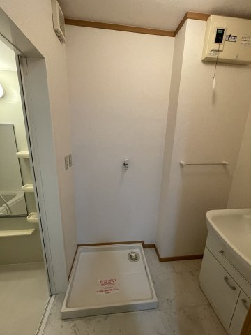 サバーバンハウスIの洗面所