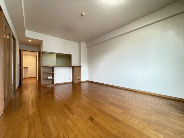 ビューネなんばの居間・リビング