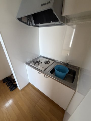テスラ長田のキッチン
