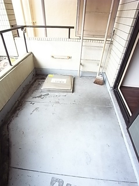 サンコート神戸のバルコニー