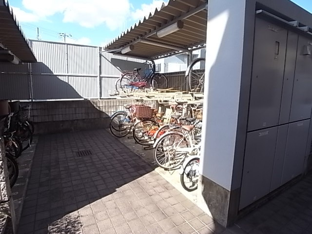 サニーシャトレの外観