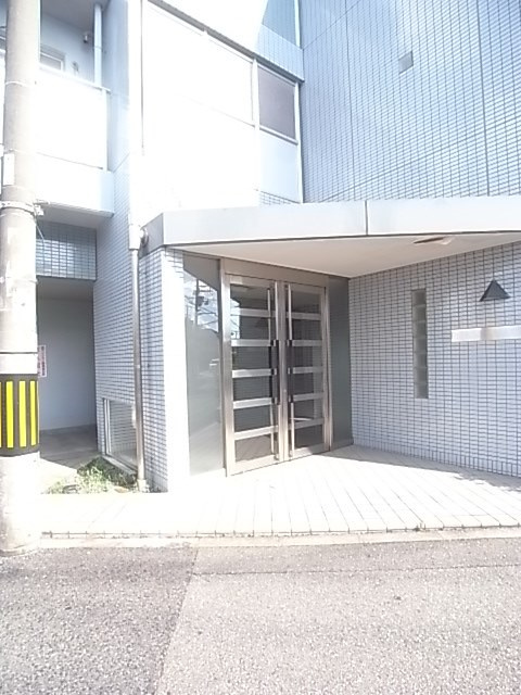 サニーシャトレの外観