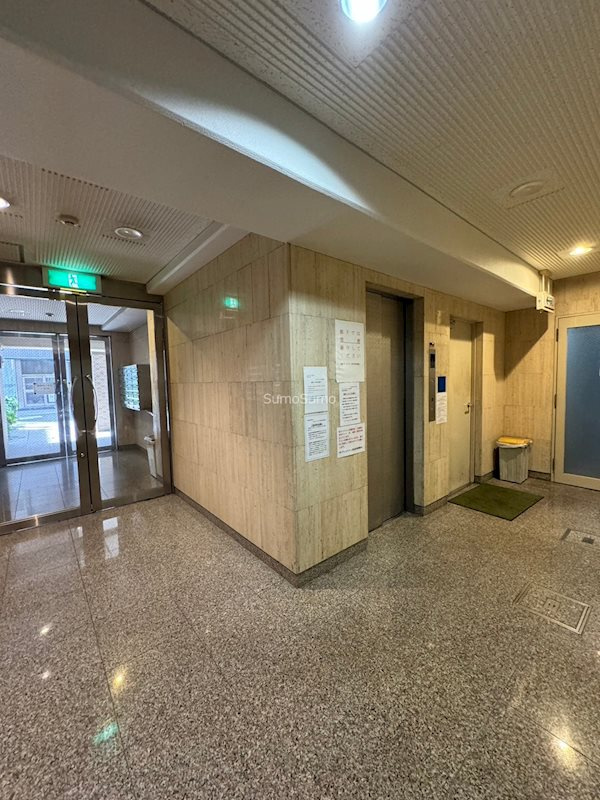 TATディナスティ西本町のロビー