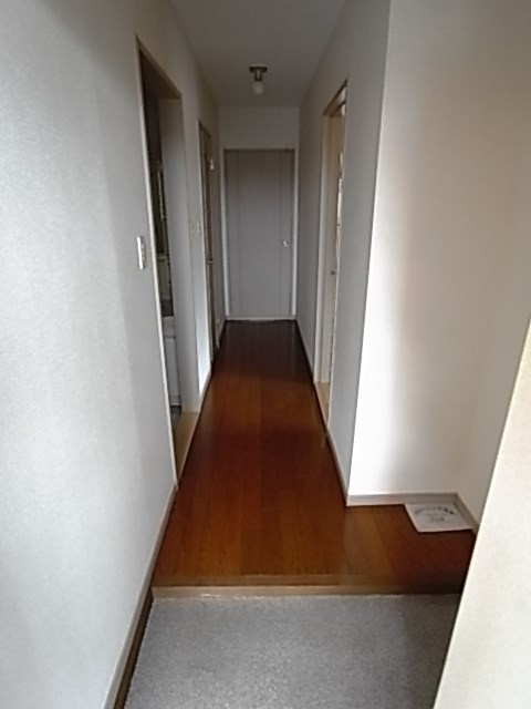 JMIハイツの玄関