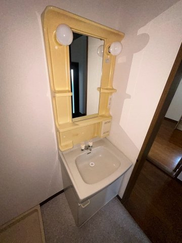JMIハイツの洗面所