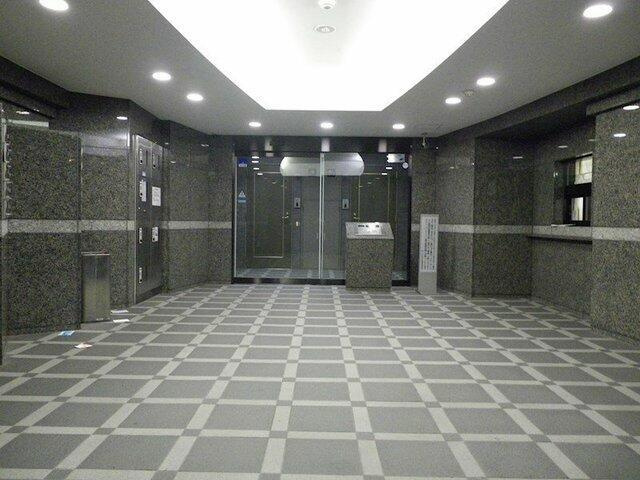 ルーブル渋谷松濤のロビー