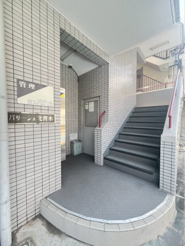 パサージュ北青木のエントランス