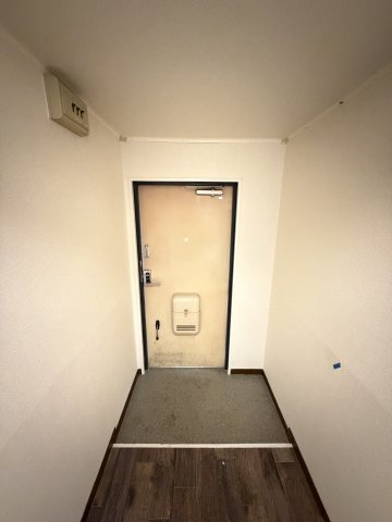 サンプラザ浪速Ⅰ番館の玄関