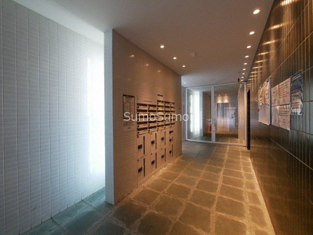ライフデザイン江戸堀のロビー
