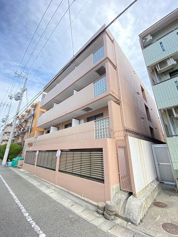 ダイドーメゾン西宮北口ⅩⅢの外観