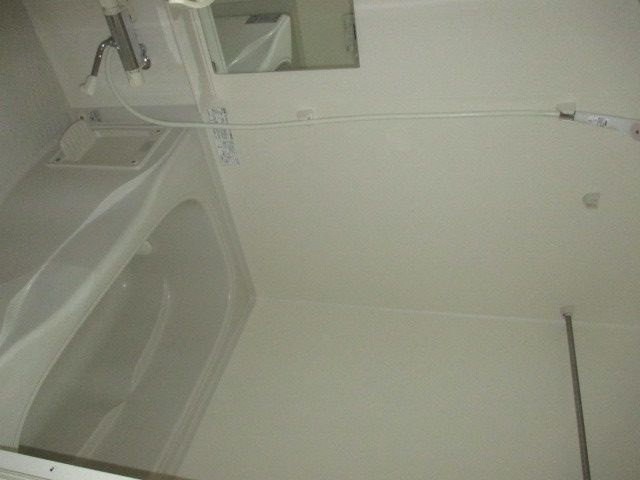 レジディア西新の浴室