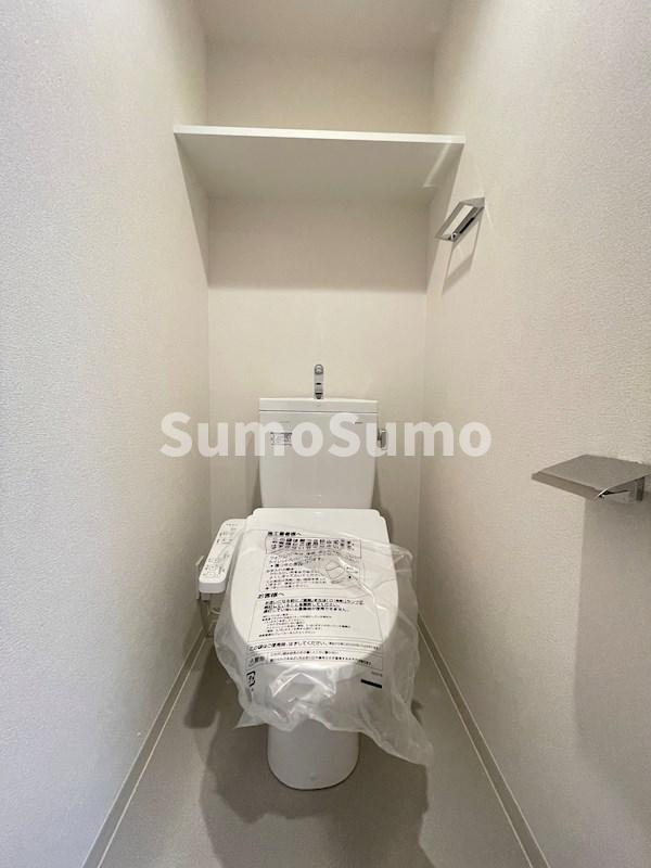 プレサンス ハーバーランド アンド・シーのトイレ|コンパクトで使いやすいトイレです