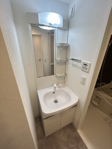 LaDouceur梅田Westの洗面所