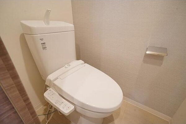 LaDouceur梅田Westのトイレ