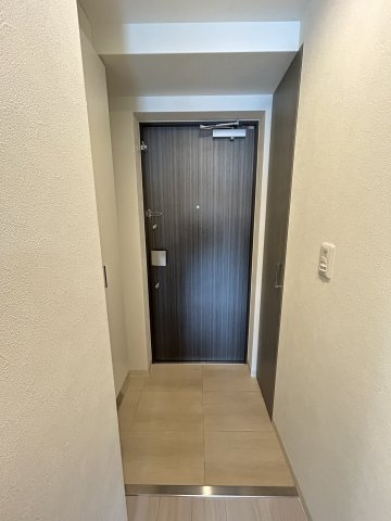 LaDouceur梅田Westの玄関