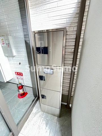 フォレスト香櫨園の外観|便利な宅配ボックス完備♪