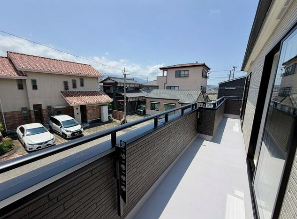 東雲町2丁目　新築戸建 Aのバルコニー|【バルコニー】