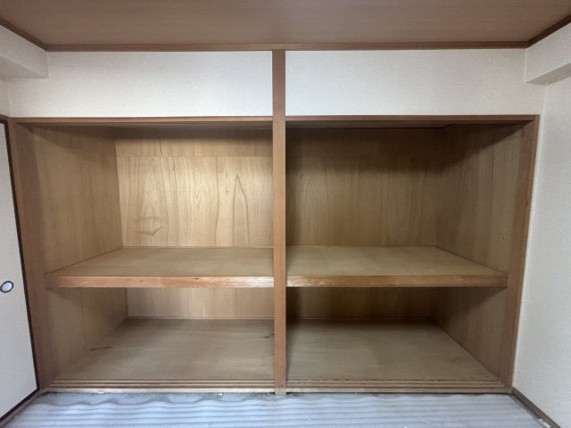 エクウス佃の収納
