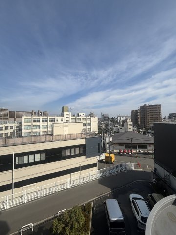 エクウス佃の展望