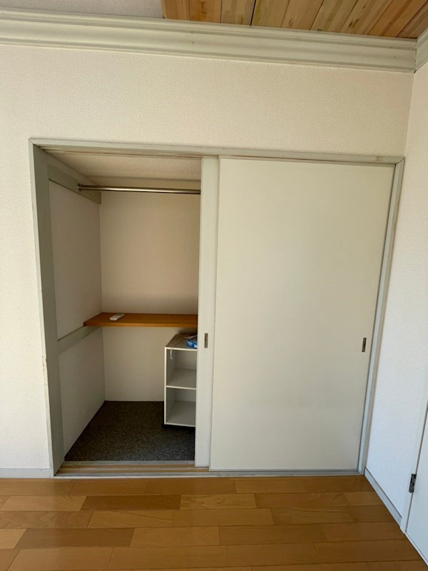 レオパレス上筒井の収納