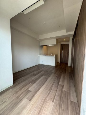 プレサンス松屋町グレースの居間・リビング