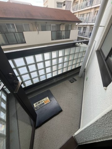 ラ・ミーユ甲東園のバルコニー