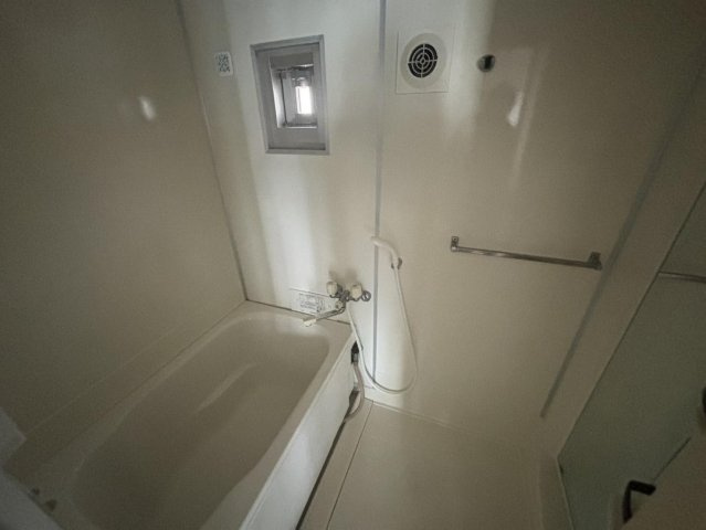 渦ケ森コーポ13号棟の浴室