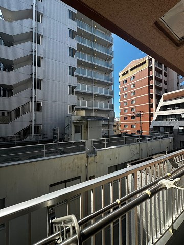 クレストコート高津のバルコニー