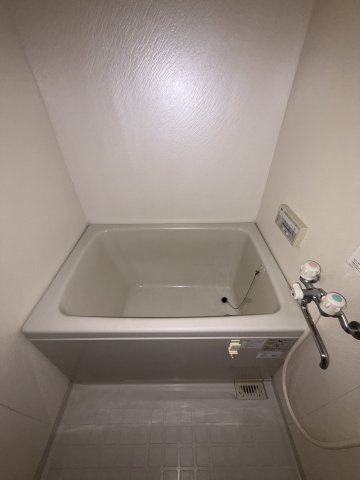 メゾン下沢の浴室