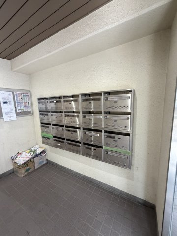 メゾン下沢の外観
