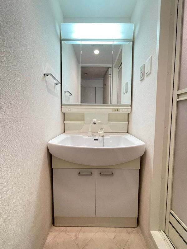 ADWResidence松屋町の洗面所