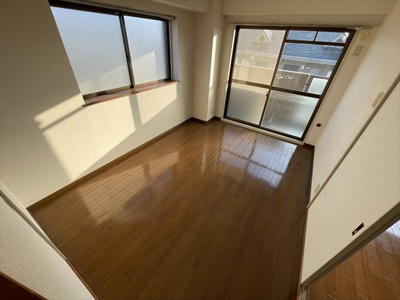 【寝室】 | フレンドリー西明石 | 同建物別部屋の写真になります。